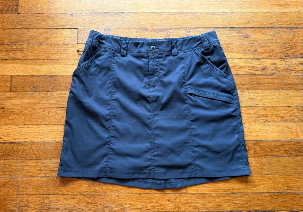 DULUTH TRADING CO. Cadet Blue Nylon Skort sz 16W (NWOT)